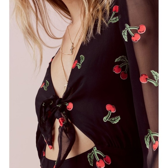 🍒NWT🍒 FL&L CHERRY PRINT DRESS - Picture 2 of 12